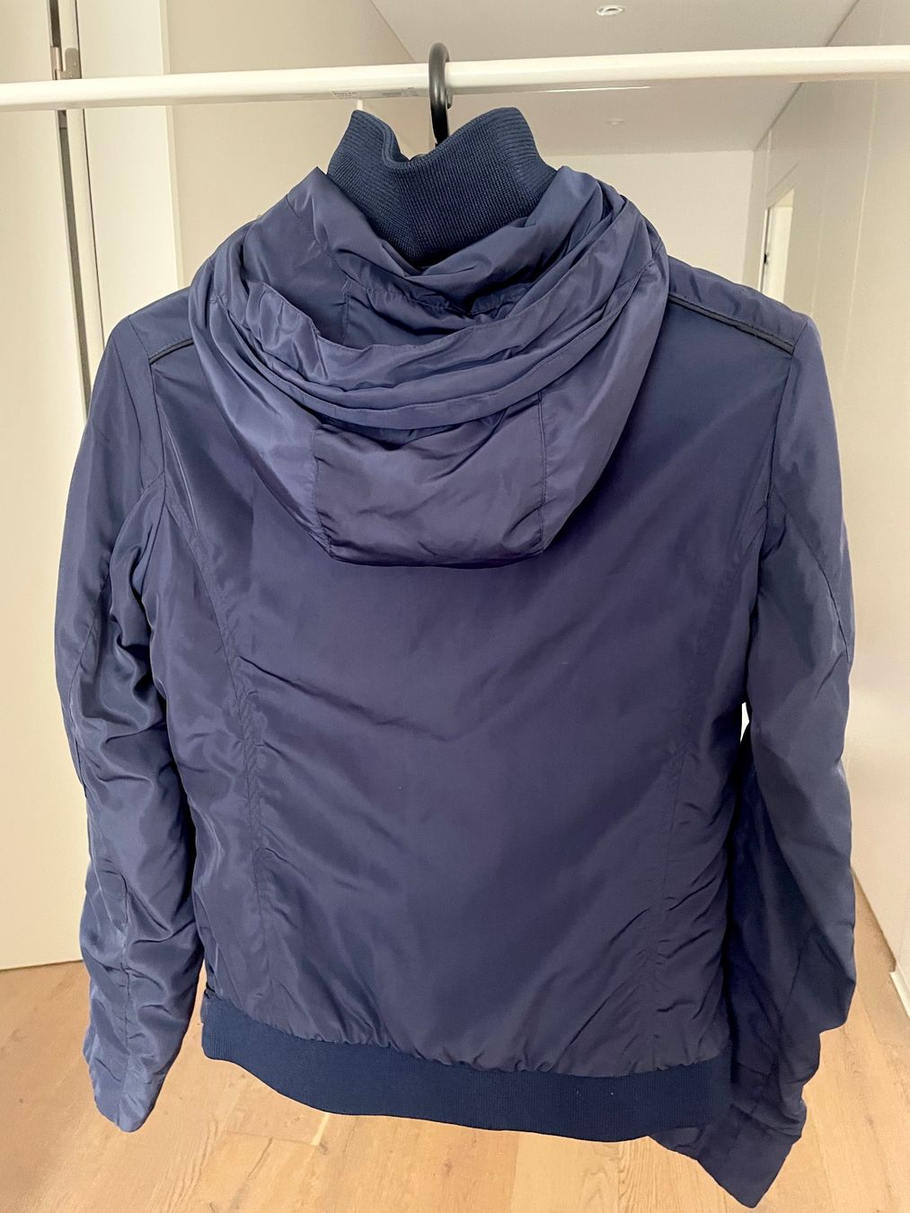 Giacche: Jacke – Usato da Richterswil venduto da KAYLEIGH_77 1