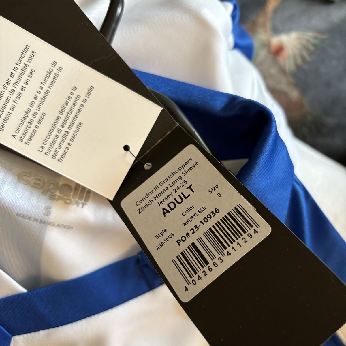 Adidas Canottiere & Pantaloni: Grasshoppers GCZ Trikot Capelli  – Nuovo (secondo la descrizione) da Winterthur venduto da LaBodega 6
