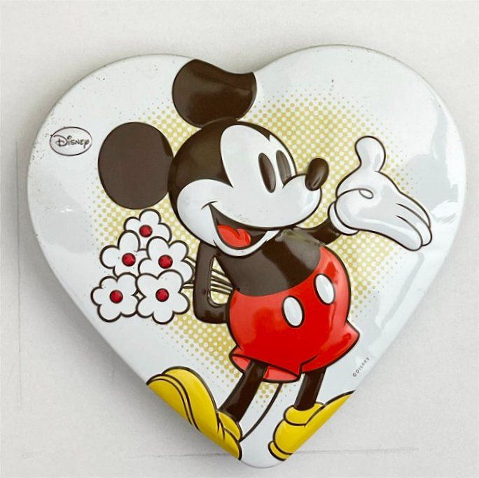 Disney Recipients et similaires: 3x DISNEY PRALINE BOXEN aus Blech – D'occasion à Frenkendorf par Yard-Sale-2000 1