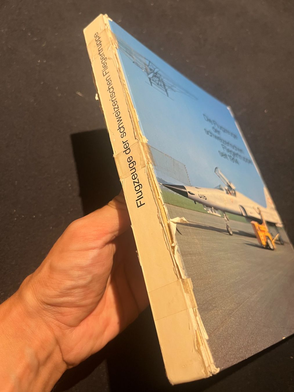 Bücher: Buch mit allen Flugzeugtypen der SAF – Defekt aus Ennenda von Oo1-Zuni 1