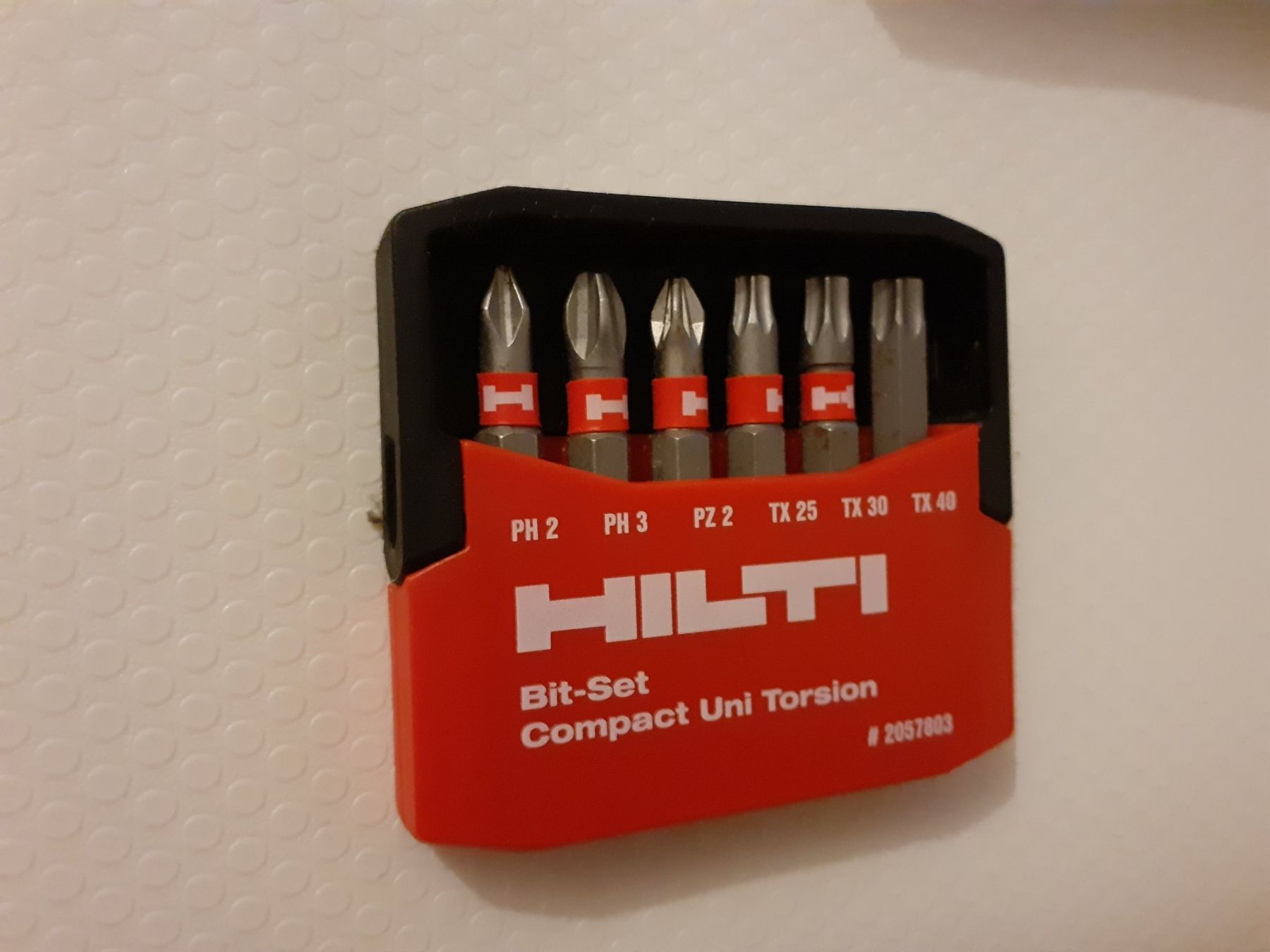 Hilti Tutti gli attrezzi: Fabrikneu HILTI Bit Set, Compact uni Torsion – Nuovo (secondo la descrizione) da Cazis venduto da Lucio05