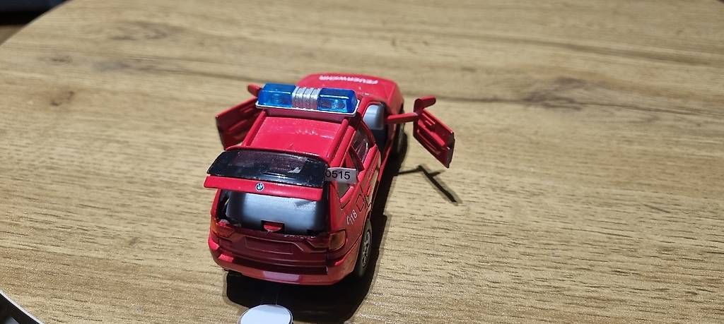 Voitures modèles: Bmw X3 Feuerwehr  – D'occasion à Landquart par Predi91 1