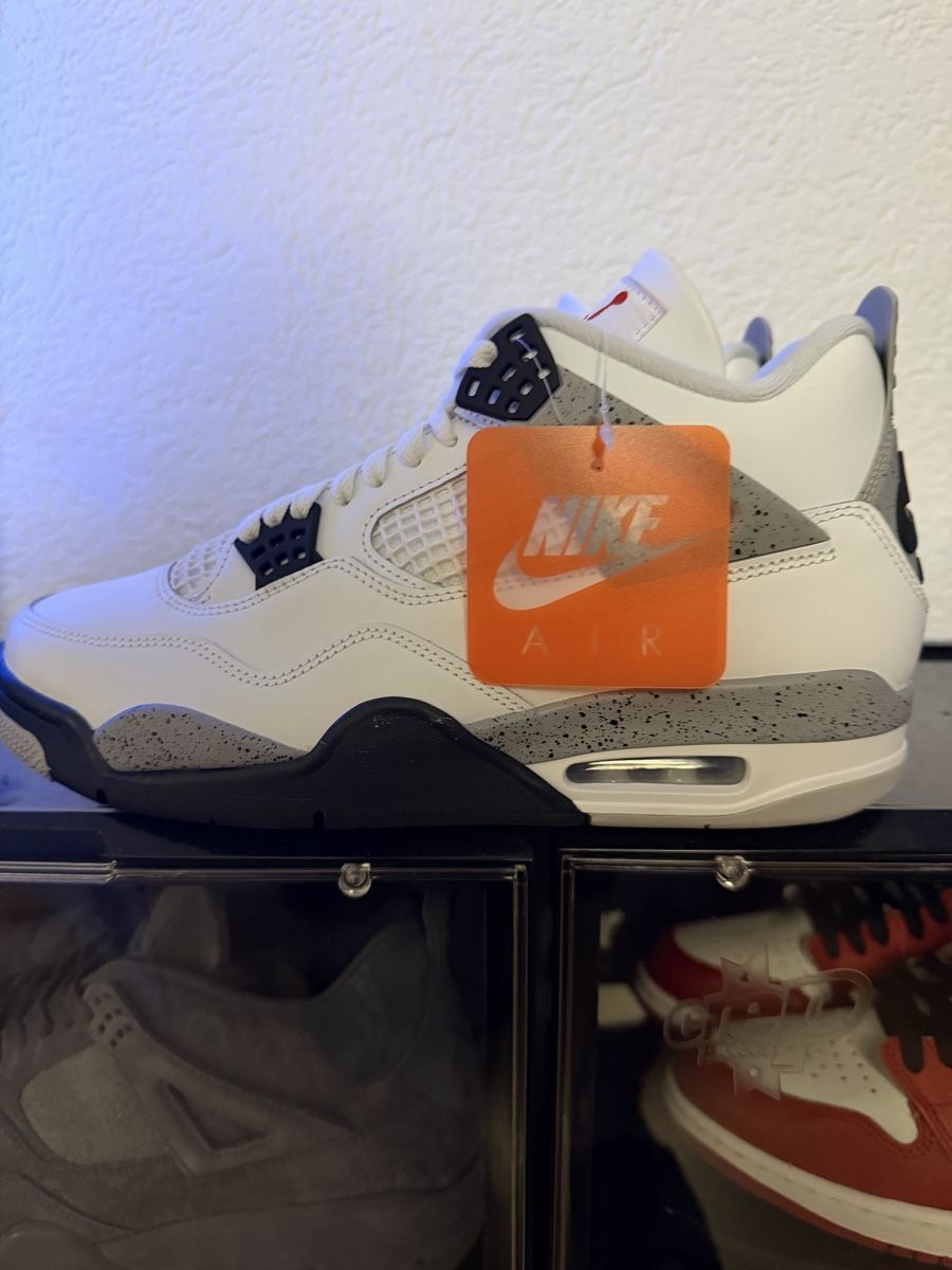Jordan Scarpe da uomo: Jordan 4 White Cement – Nuovo e nell'imballaggio originale da St.Moritz venduto da Bandi10