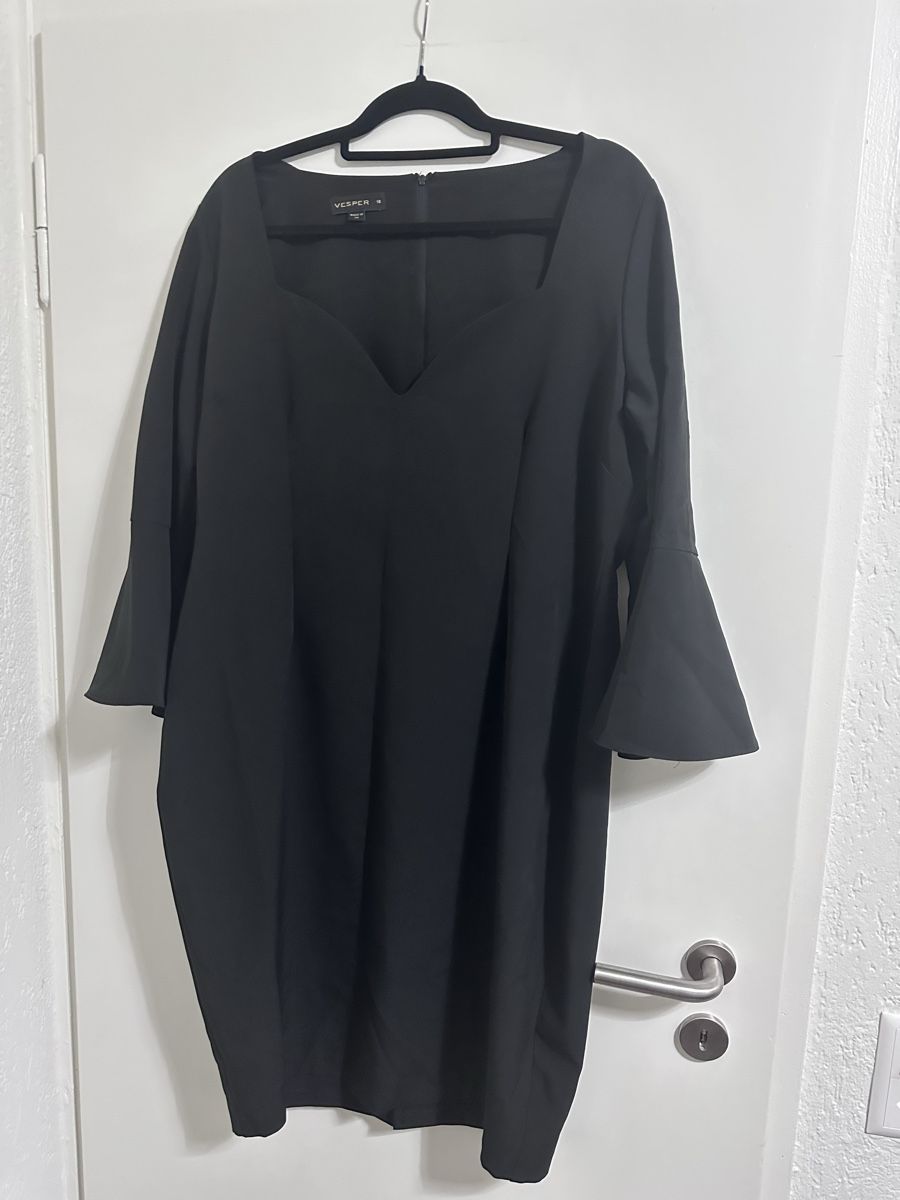 Asos Kleider: Schwarzes Kleid – Neu (gemäss Beschreibung) aus La Chaux-de-Fonds von flawlessagata 4