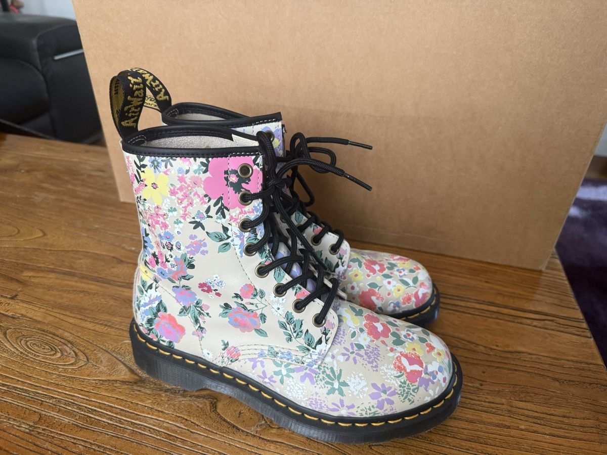 Dr. Martens Scarpe da donna: Dr. Martens boots. Size 38. New – Nuovo (secondo la descrizione) da Veyrier venduto da EleMast 1