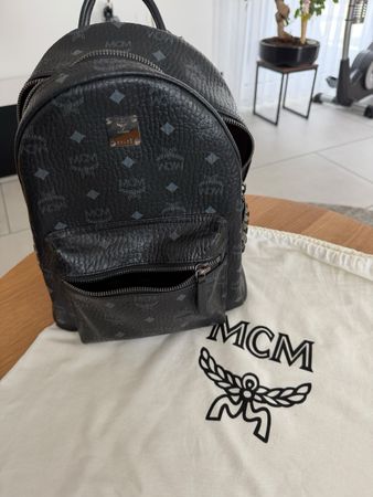 Rucksack MCM Stark schwarz Logo Muster neuwertig