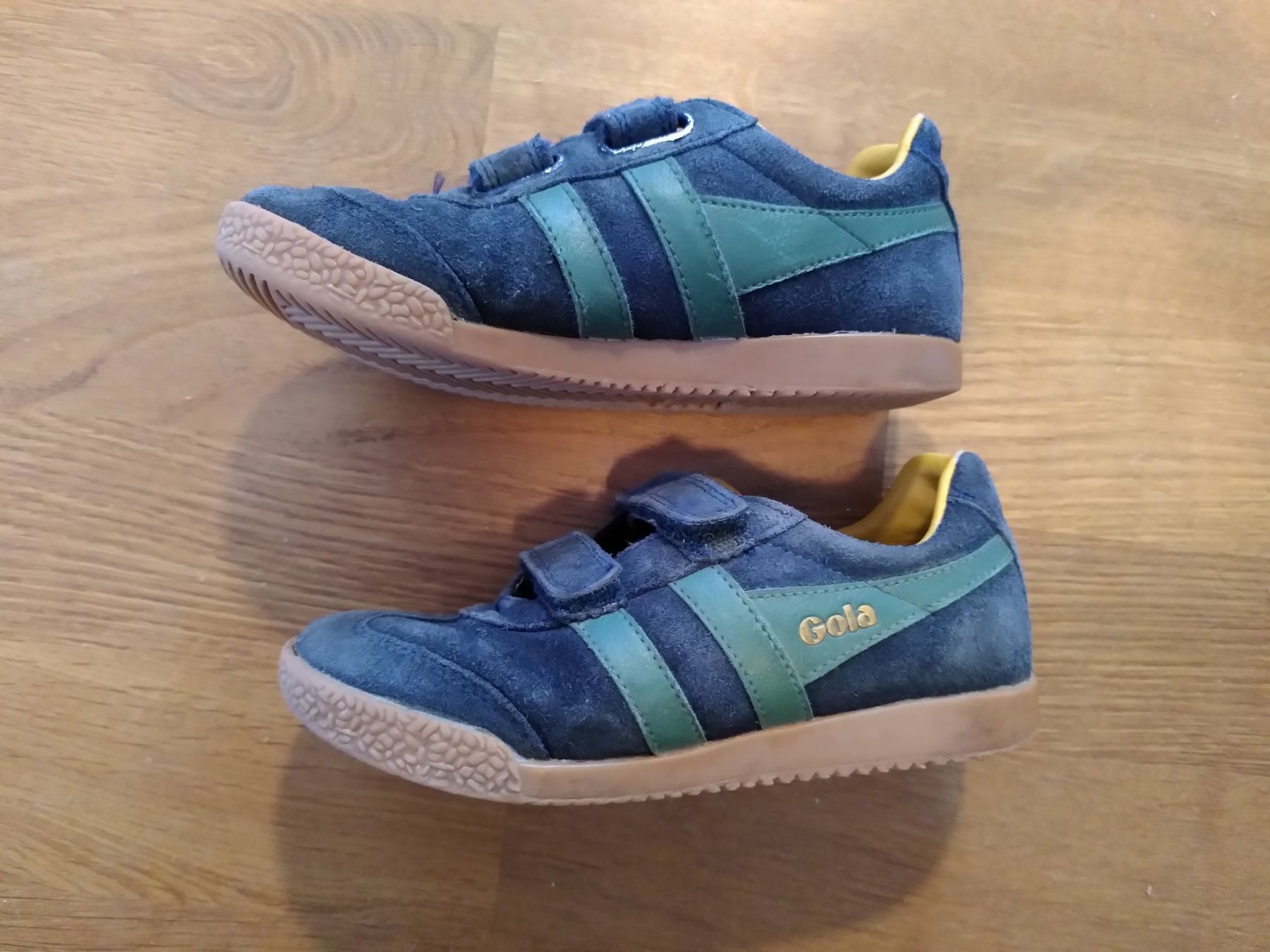Chaussures hommes: Gola sneaker Grösse 30 – D'occasion à Winterthur par Jonatsch
