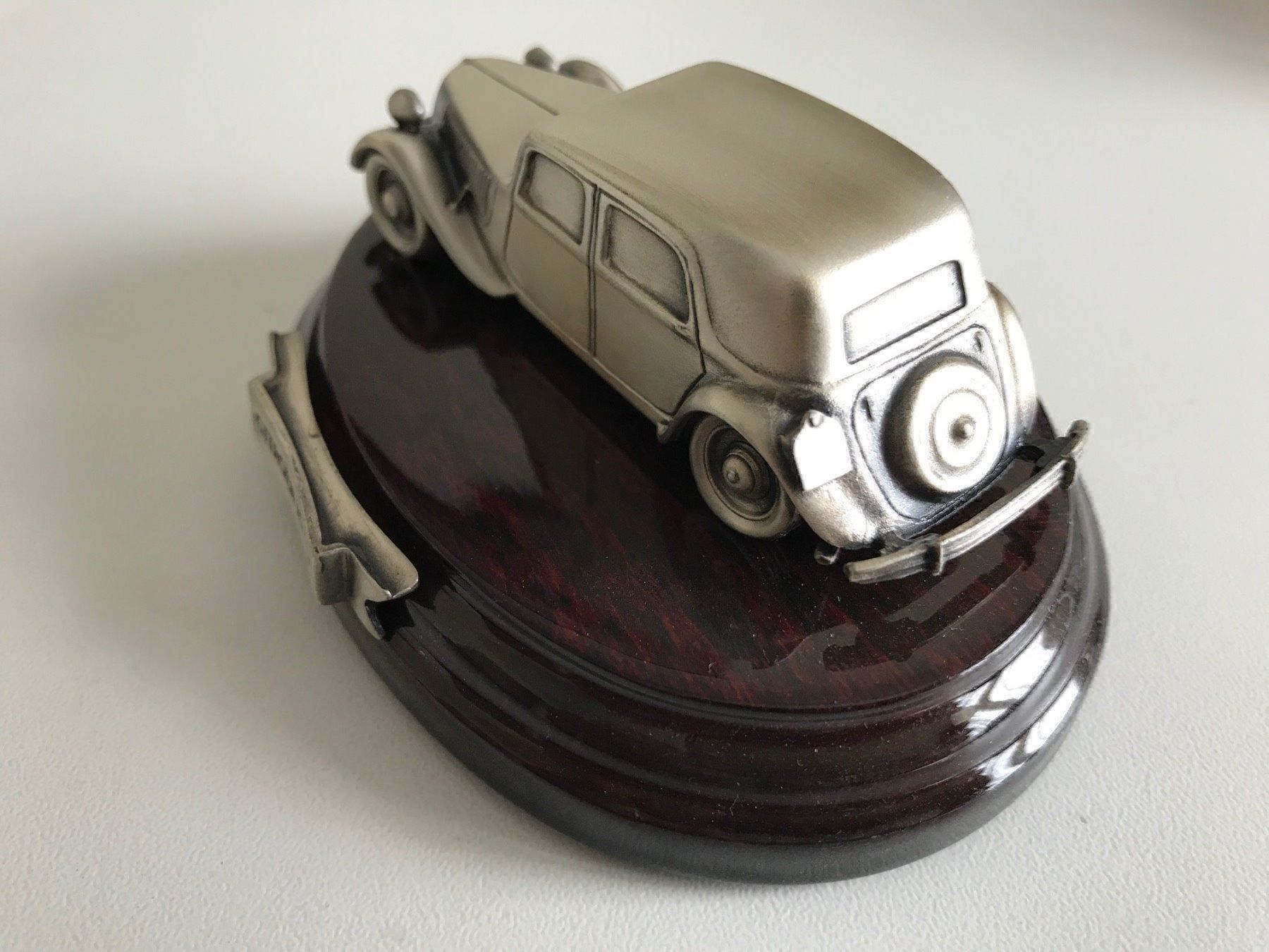 Citroën Modellautos: Citroen 15 CV Oldtimer Gangster Limo :57 – Neu und originalverpackt aus Giswil von Healey71 5