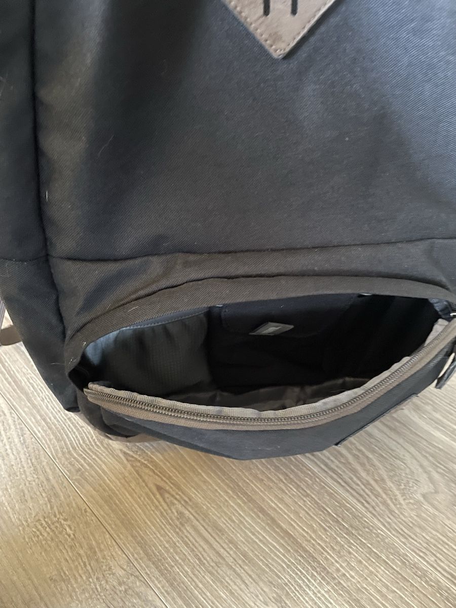 Jack Wolfskin Zaini: Sac à dos Jack Wolfskin, noir – Usato da Sierre venduto da Ruyfigas 1