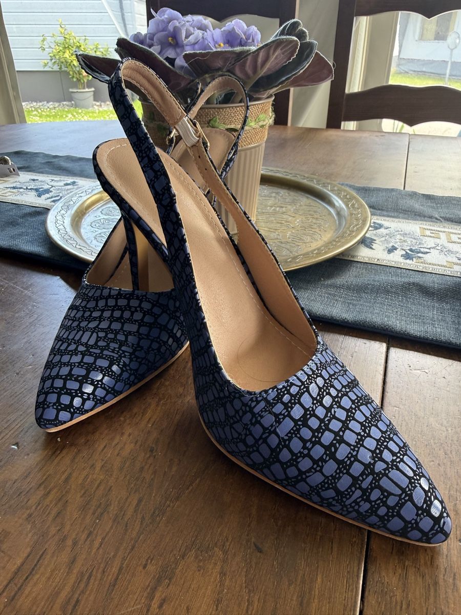 Scarpe da donna: Escarpins élégants bleu, motif serpent  – Nuovo e nell'imballaggio originale da Lausanne venduto da Doudoutze