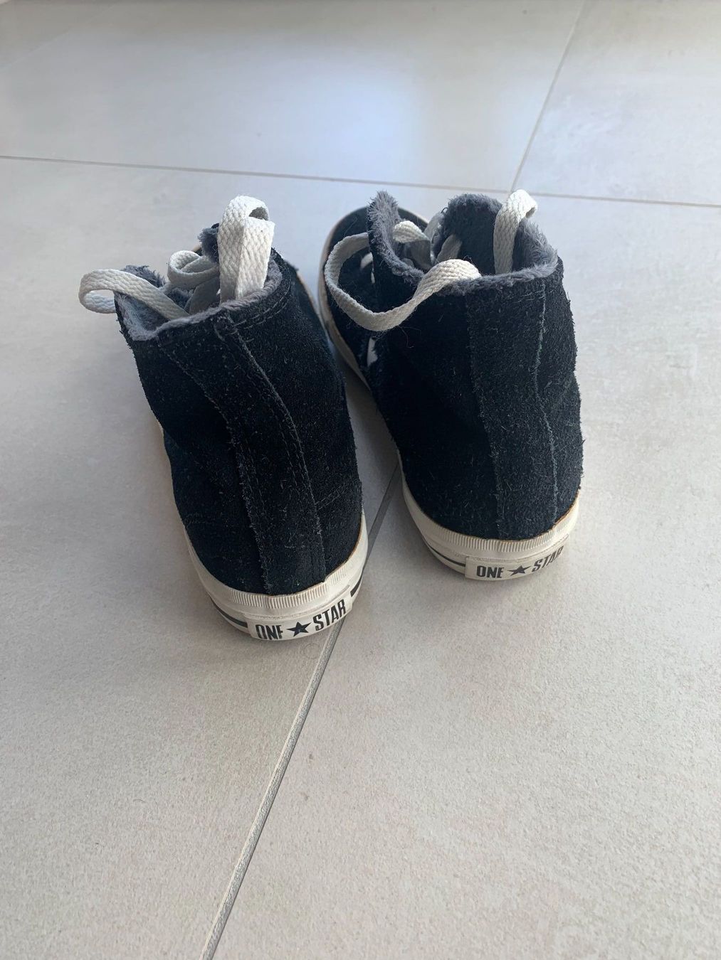 Converse Schuhe für Mädchen: Converse sneaker nere foderate num. 37 – Gebraucht aus Minusio von murimiri 1