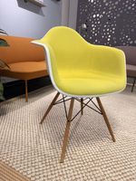 Original VITRA Armchair RE DAW