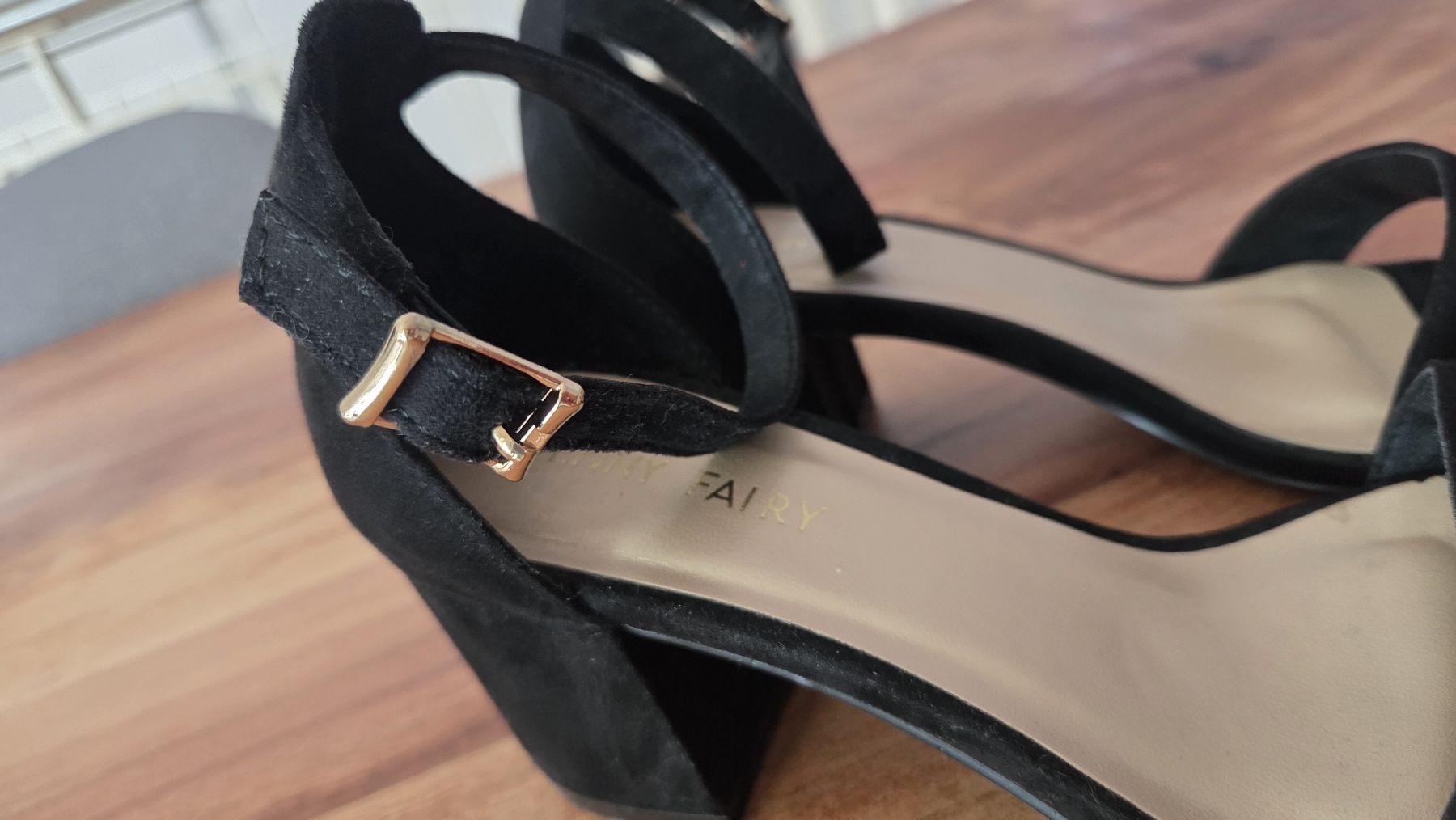 Damenschuhe: Sandaletten schwarz - Grösse 37  – Gebraucht aus Wohlen AG von steffi_Bee 2