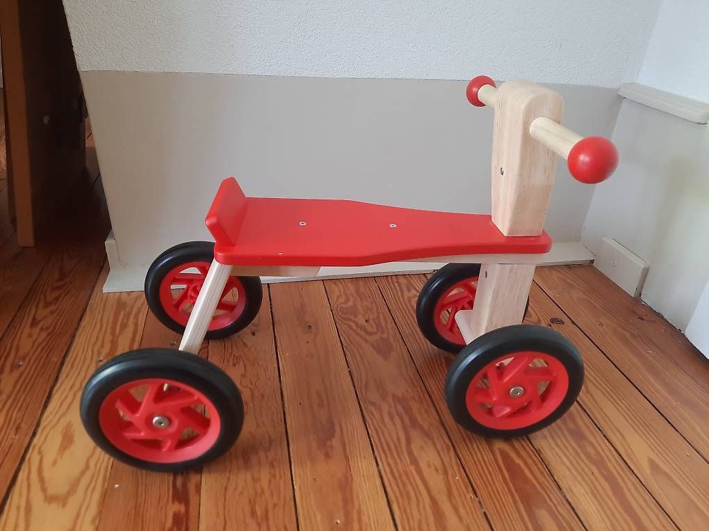 Veicoli per bambini: Quadricycle en bois – Usato da Neuchâtel venduto da Bykarl_Neuchatel