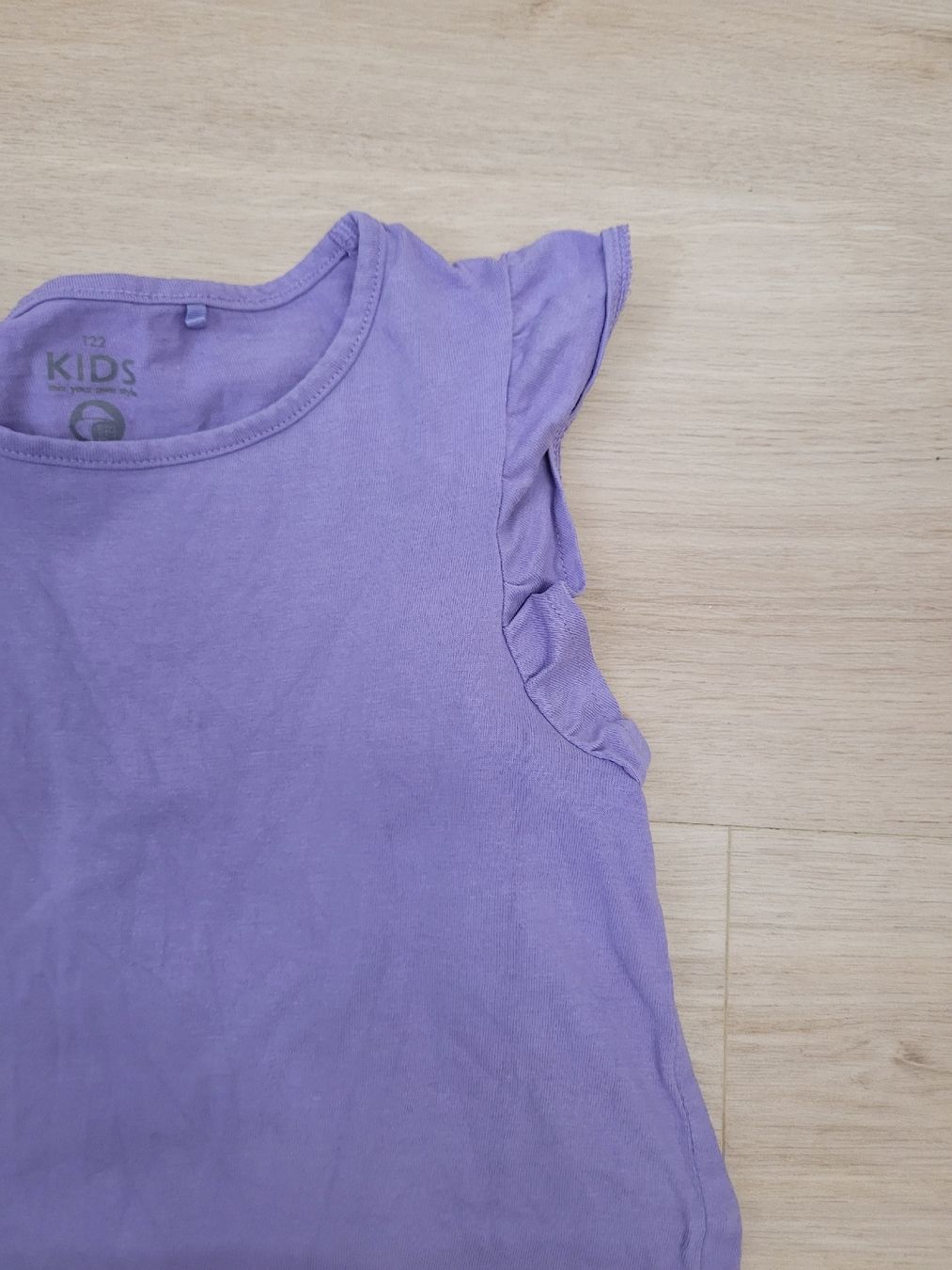 Blusen, T-Shirts & Tops: t-shirt Gr. 122 – Gebraucht aus Lupsingen von sta_wgg5 2