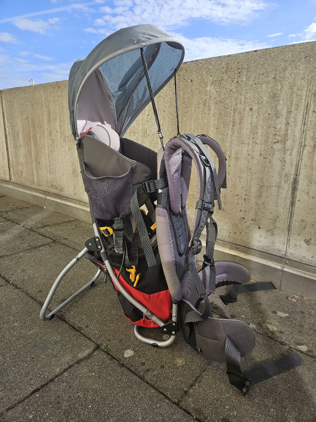Deuter Rucksäcke: Tragrucksack für Kleinkinder – Gebraucht aus Moosseedorf von _isabella_