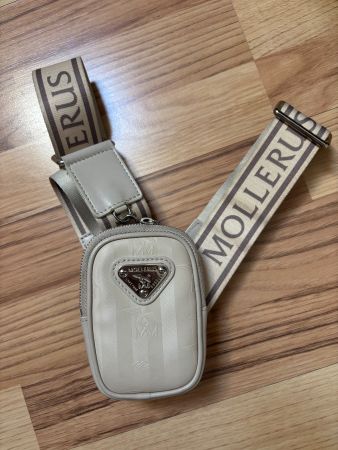 Maison Mollerus Täschchen, guter Zustand.