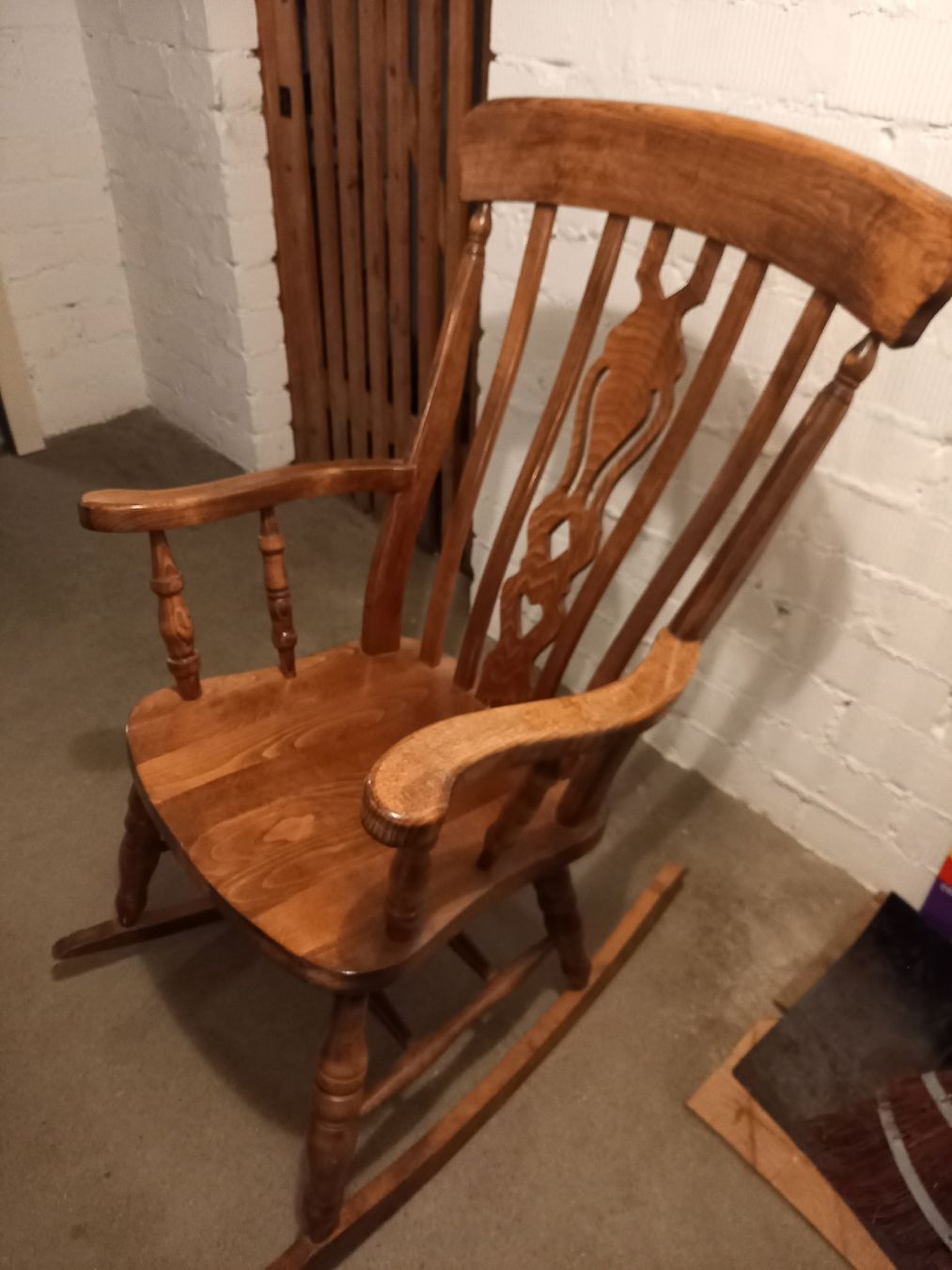 Sedie: Schaukelstuhl aus Holz – Usato da Bern venduto da Coma0001 1
