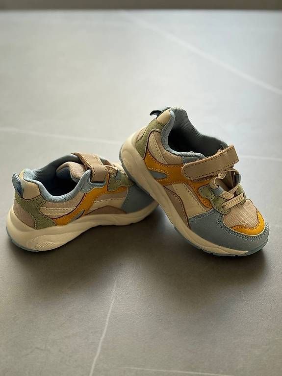 Scarpe per ragazzi: Baby Sportschuhe – Usato da Pratteln venduto da davidjg78 2