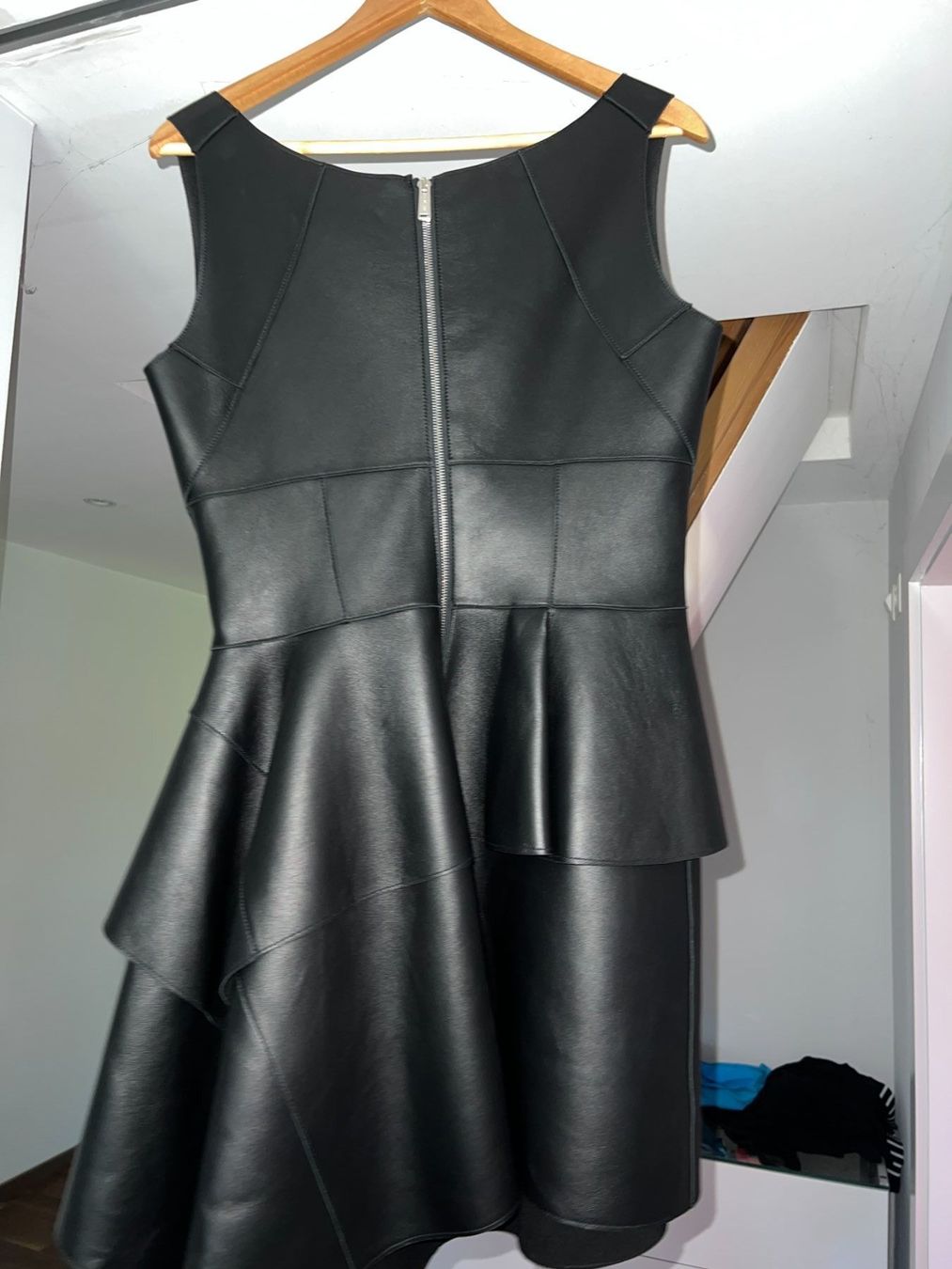 Dsquared2 Vestiti: New dsquared2 leather dress - IT 44 – Nuovo e nell'imballaggio originale da St-Sulpice VD venduto da juhdu 1