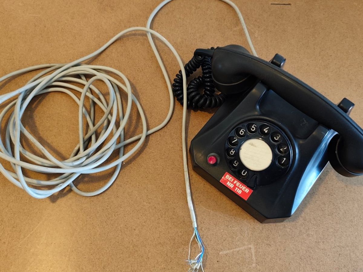 Telefoni: Vintage PTT Telefon Festnetz – Difettoso da Bettwil venduto da Tigria10 1
