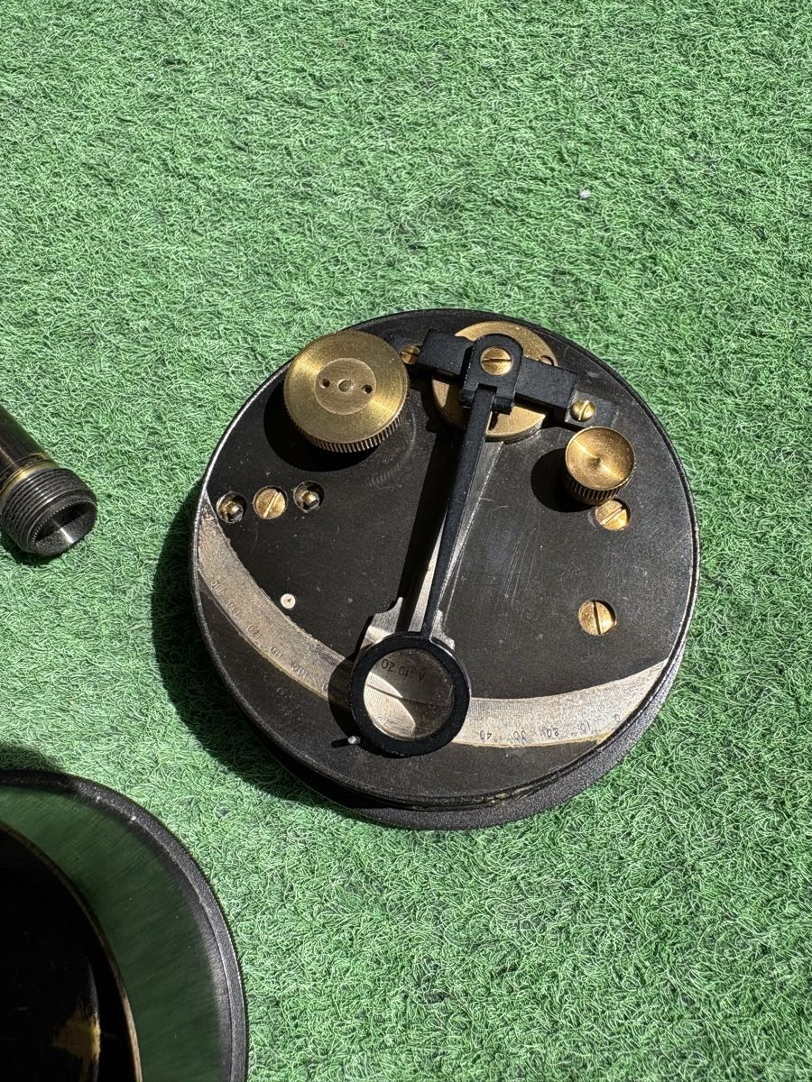 Misurare: Sextant de Poche anglais – Usato da Bellevue venduto da Fas05 1