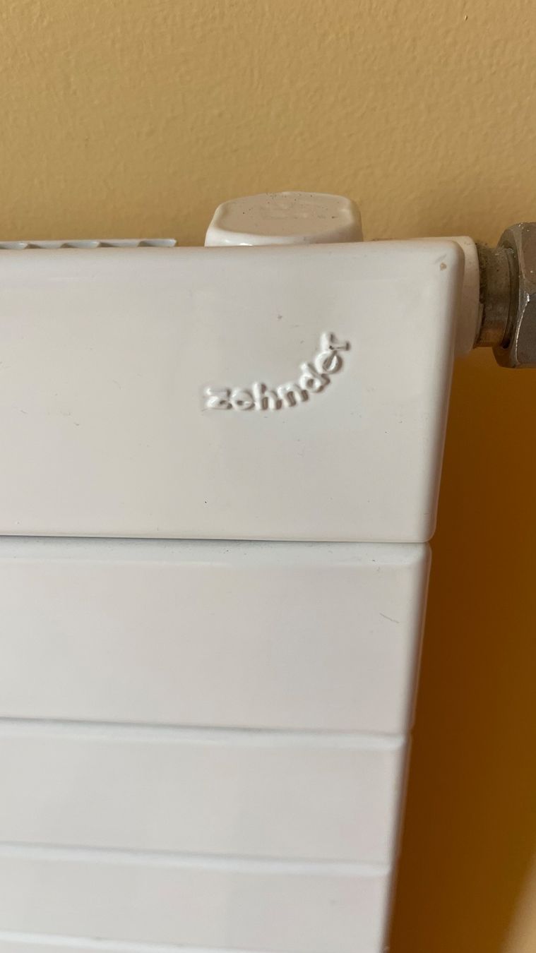 Zehnder Heizgeräte: Radiatoren – Gebraucht aus Othmarsingen von ami_9f5j 1