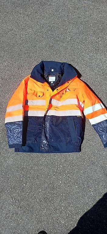 Giacche: Koppe Jacke Grösse  – Usato da Uetendorf venduto da TheTschegi95