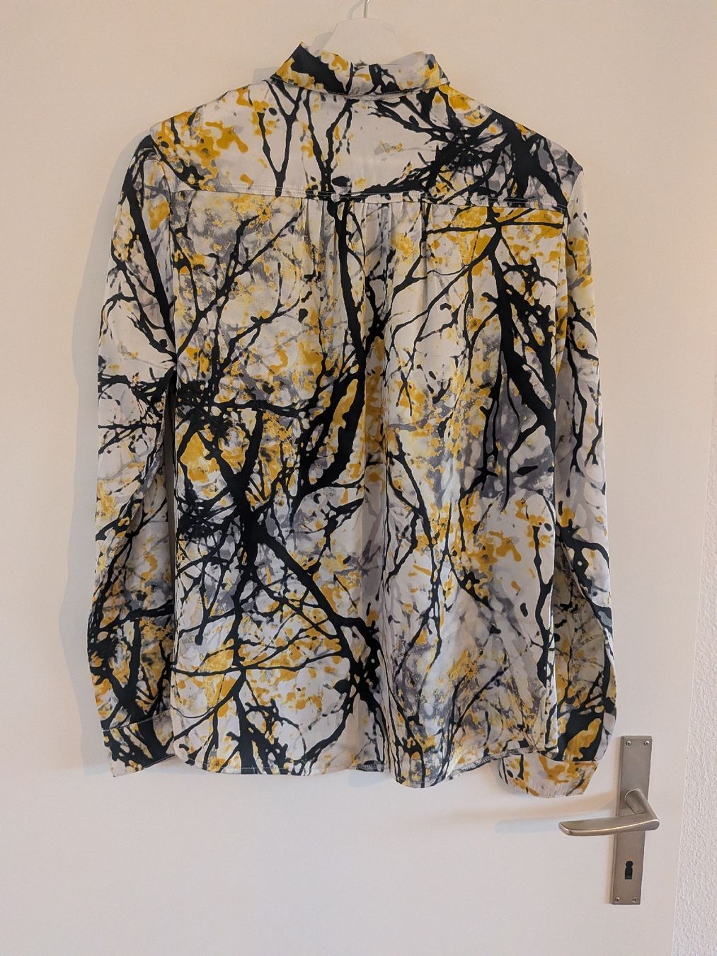 Benetton Camicette: Benetton Shirt - Abstract Pattern, Size M – Usato da Wettingen venduto da ann_hzb5 1