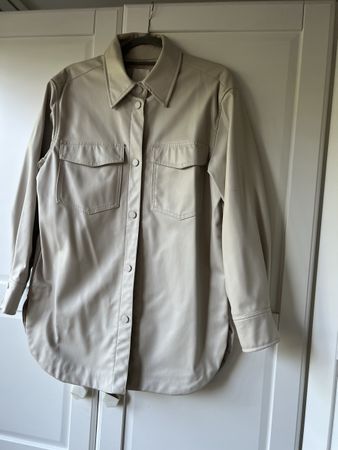 Übergangsjacke / Bluse  beige Grösse 36