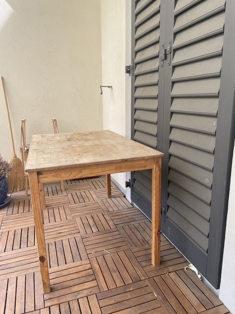 Tavoli: Schlichter Holztisch – Usato da Zürich venduto da nic_nty2 3
