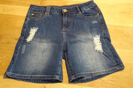 neu: Jeans-Shorts Gr. 146/152 von MANOR
