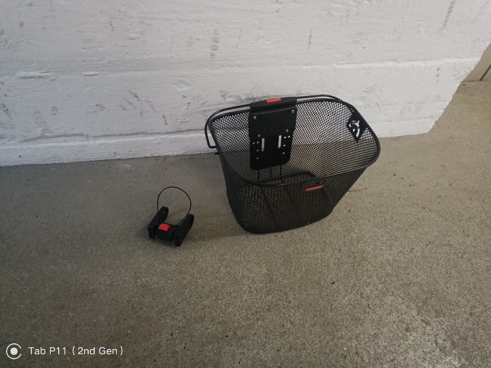 Pezzi di ricambio: Lenker Korb mit Halterung von Klickfix – Usato da Winterthur venduto da trailpimp 1