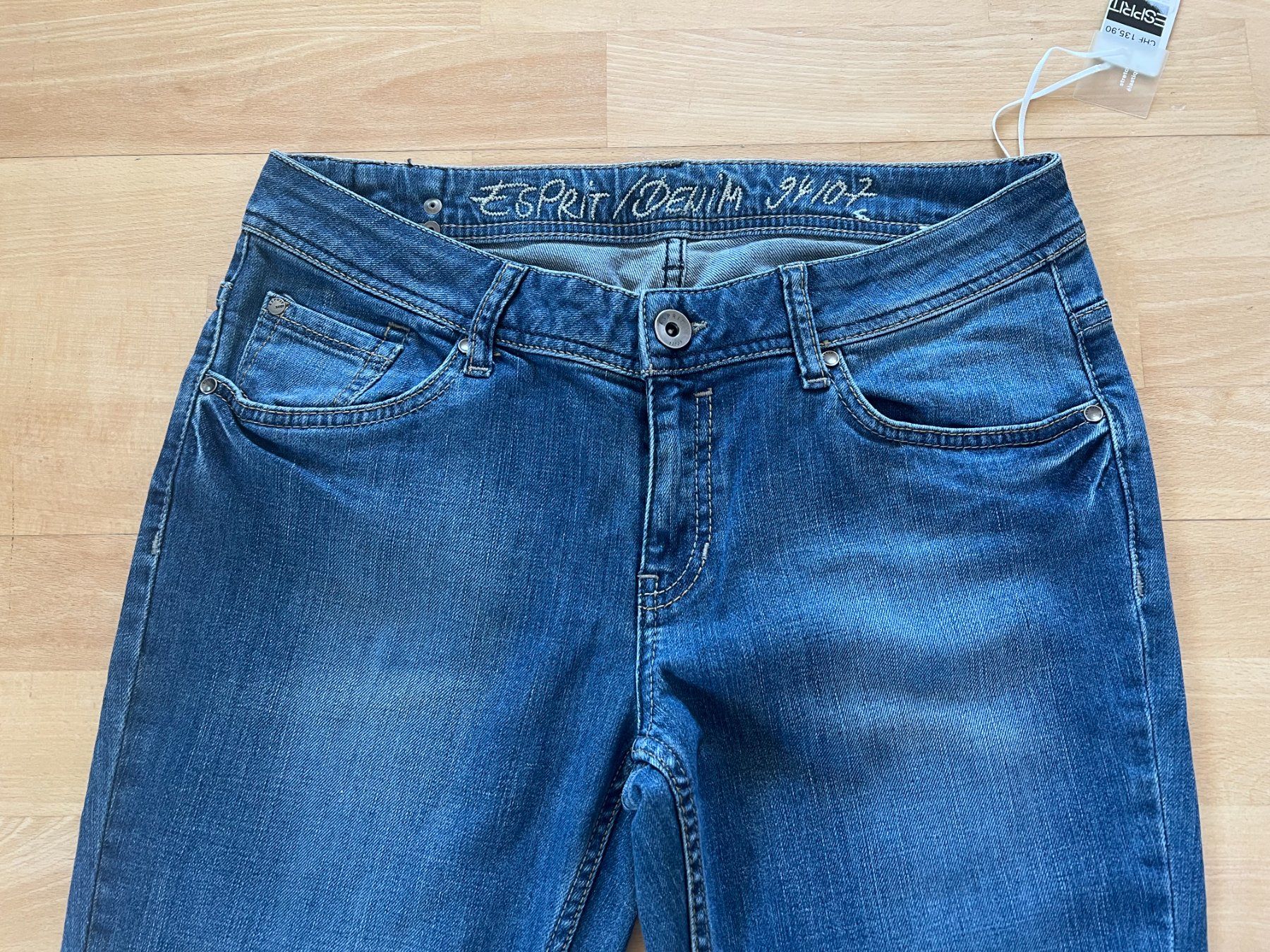 Esprit Jeans: ESPRIT Jeans Hose, Gr. W31/L32, NEU – Neu und originalverpackt aus Worb von farben20zauber 5