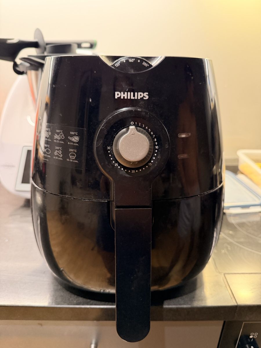 Philips Elettrodomestici da cucina: Philips Airfryer – Usato da Zürich venduto da mar_h7x7