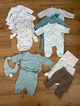 Set Babykleidung 0–1 Monat