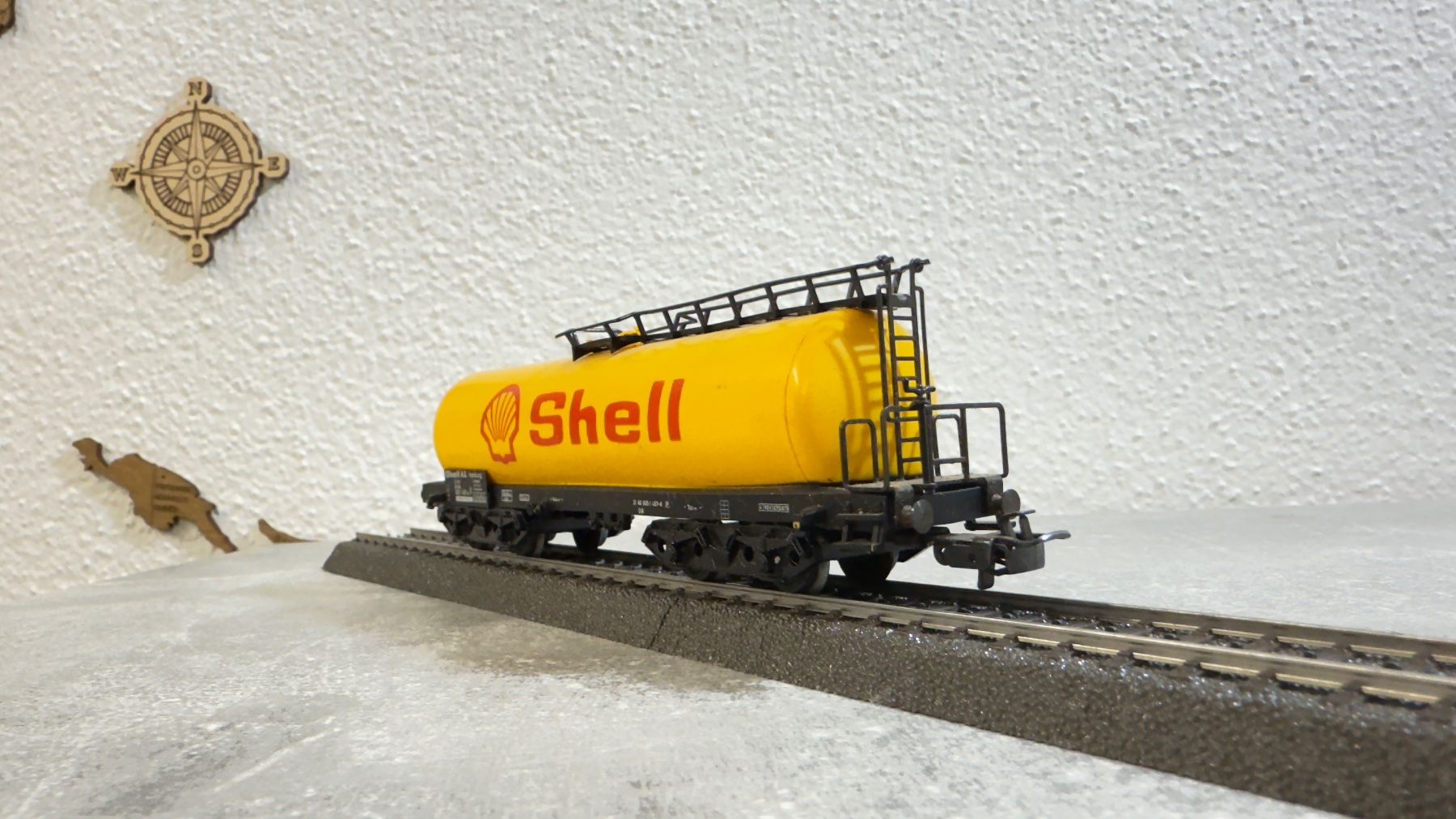 Märklin Modellini di ferrovie: Märklin shell Tankwagen H0 / AC – Usato da Schlieren venduto da rat_lq6b 7