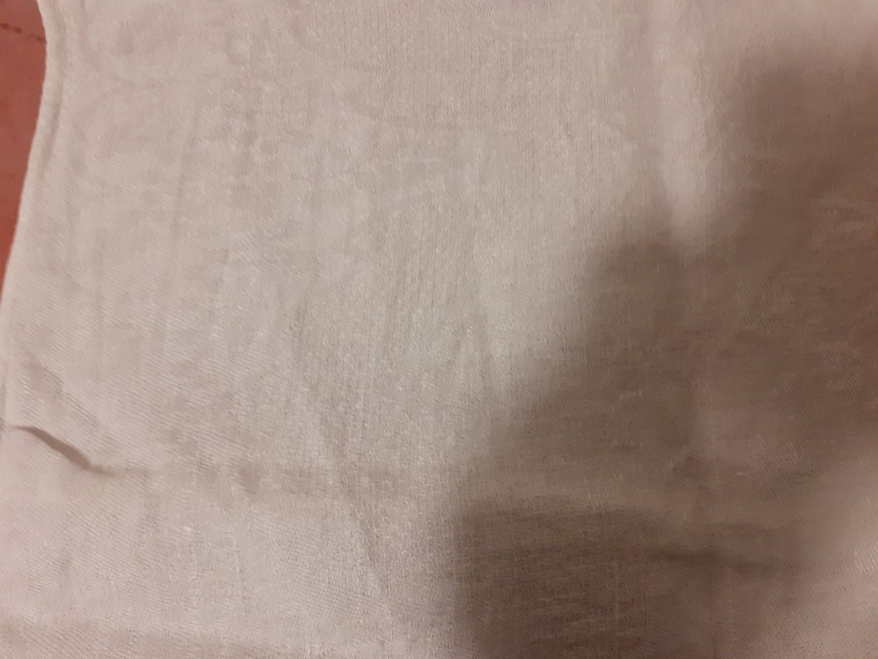 Autre linge de table: Stoff-Tischtuch klein – D'occasion à Zuerich par lichti 1