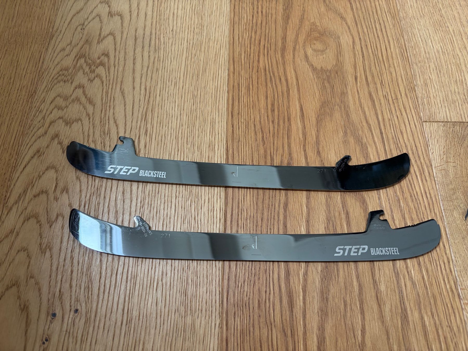 Pattini da ghiaccio: STEP Blacksteel Kufen / Eisen, Länge 271 – Usato da Unterengstringen venduto da amberwood