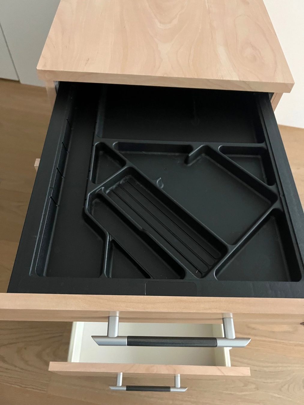 Livique Banconi: Büro Rollkorpus / Rollcontainer – Nuovo (secondo la descrizione) da Baar venduto da leo_j8vl 3