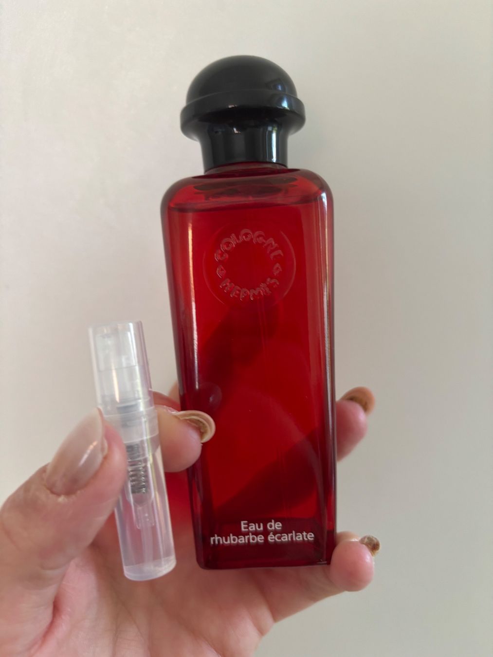 Hermès Parfum & Eau de Toilette: Hermès Eau de Rhubarbe Écarlate - Duftprobe 2ML – Gebraucht aus Zürich von deruja
