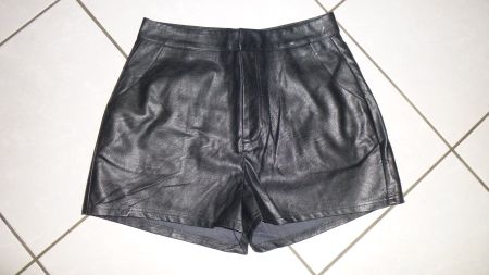 Kunstleder-Damen-Shorts schwarz / 38