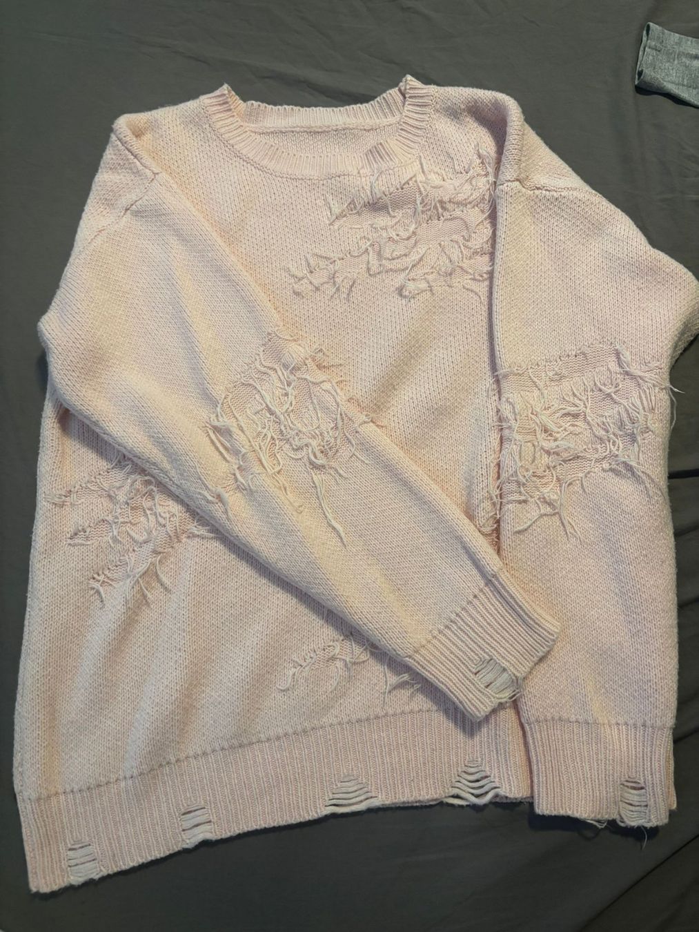 Maglioni & Felpe: Rosa Strickpullover mit Destroyed-Look, Grösse M – Usato da Zürich venduto da melibeli18