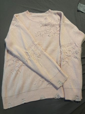 Rosa Strickpullover mit Destroyed-Look, Grösse M