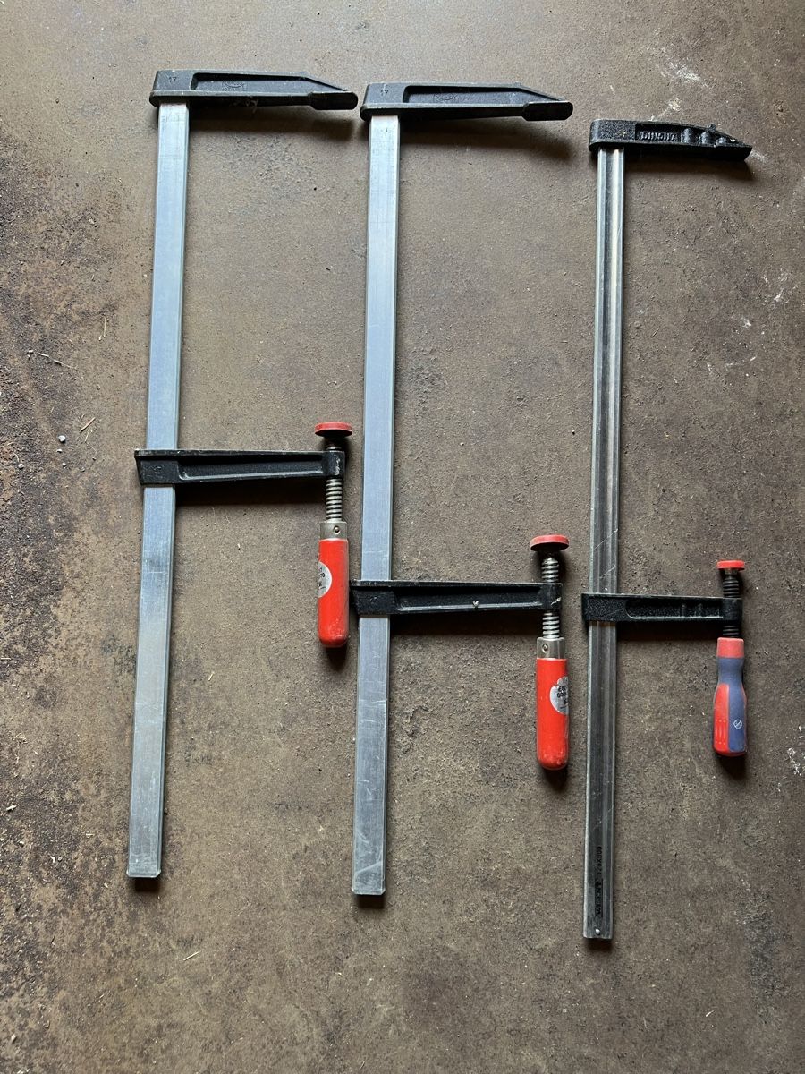Bessey Tutti gli attrezzi: Verschiedene Schraubzwingen – Usato da Huttwil venduto da luk_9tdh