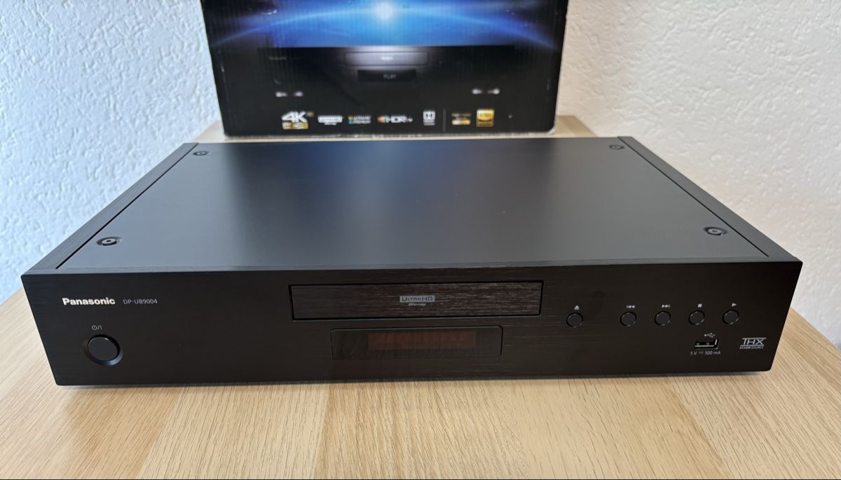 Panasonic Lettore multimediale & Streamer: Panasonic DP-UB9004, 4K UHD Bluray Player – Usato da Sargans venduto da Oschaeli 1