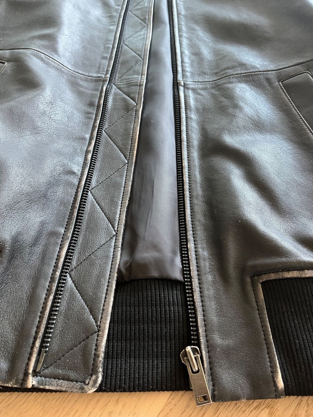 Max Mara Giacche: Max Mara, Lederjacke – Nuovo (secondo la descrizione) da Windisch venduto da san_x8ns 1