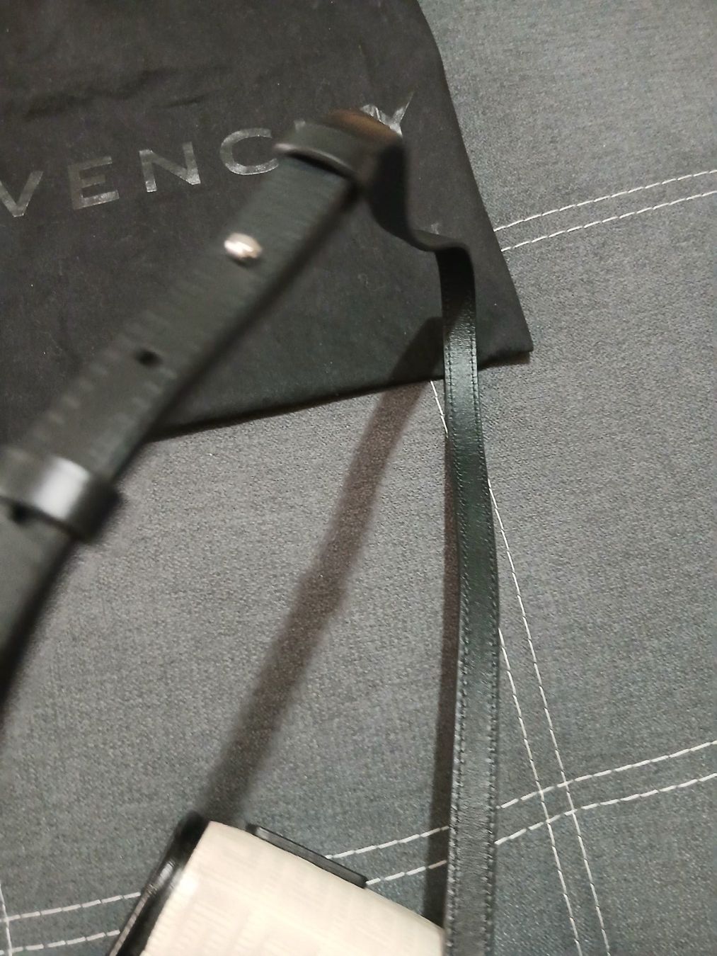 Givenchy Sacs femmes: GIVENCHY mini G tote bag – D'occasion à Le Grand-Saconnex par Rgt87 7