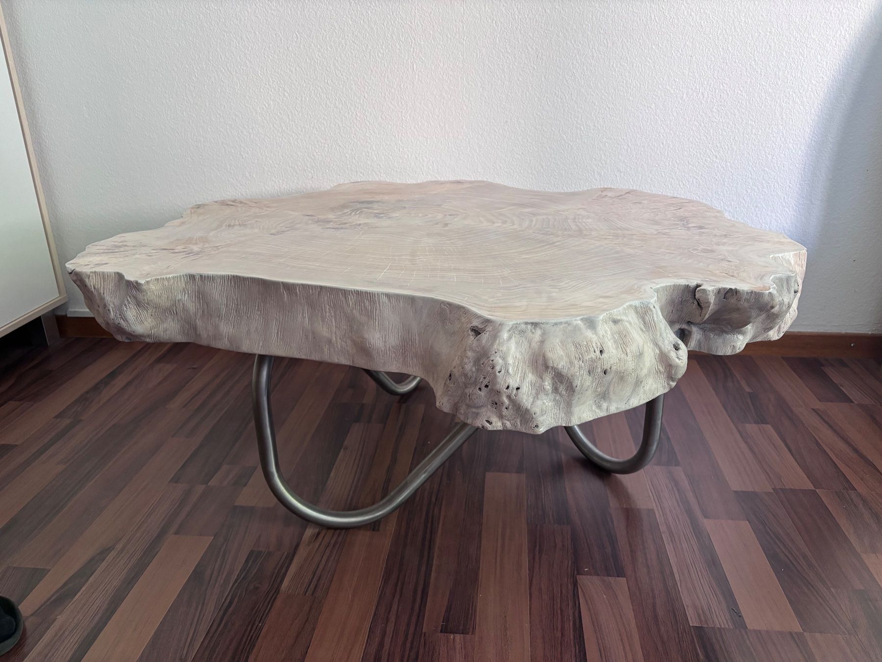 Tische: Einzigartiger Couchtisch aus Baumscheibe(wilde Pappel ) – Neu und originalverpackt aus Zürich von zorizh 6