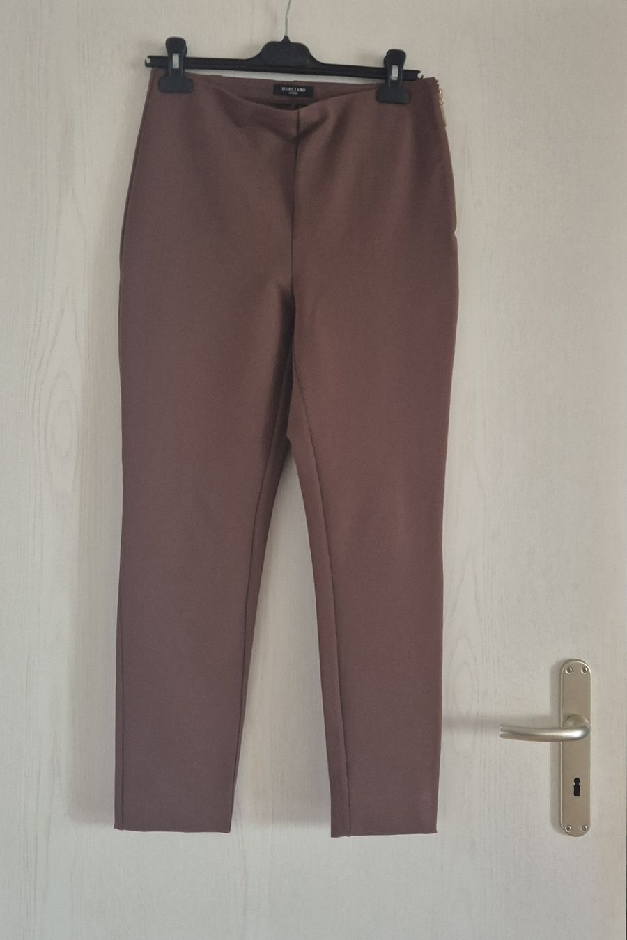 Pantaloni: Marciano Hosen, Braun, Grösse M – Nuovo e nell'imballaggio originale da Zürich venduto da Sami78